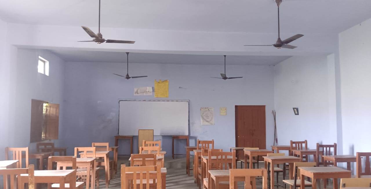 SHIV SAKHI MEMORIAL DEGREE COLLEGE JAMUNA DEVA MAU ROAD GHAZIPUR  (U.P.)